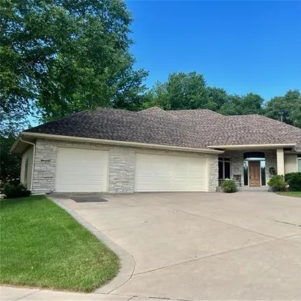 Image 2 - 3125 Club View Court, St. Cloud, MN 56301, USA - House for sale