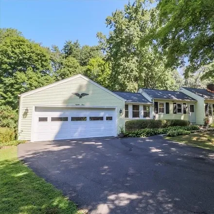 Buy this 3 bed house on 84 Harvey Road in Ridgefield, CT 06877