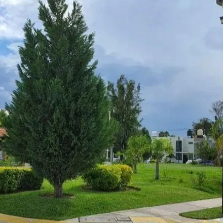 Image 1 - Avenida Paseo de la Arbolada, Calzada Lázaro Cárdenas, Jardines del Bosque, 44520 Guadalajara, JAL, Mexico - House for sale