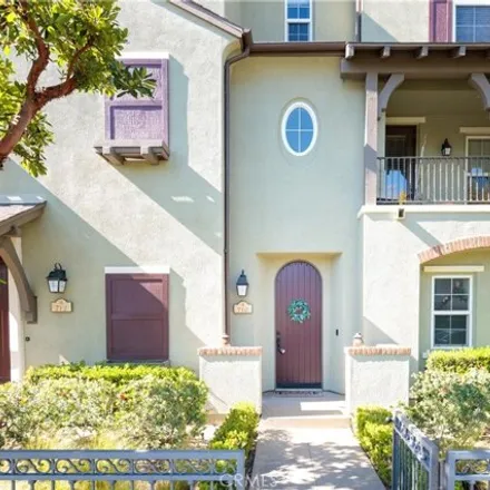 Rent this 3 bed condo on 697 South Kroeger Street in Anaheim, CA 92805