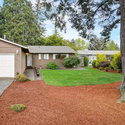Buy this 3 bed house on 9975 Southwest 130th Avenue in Beaverton, OR 97008