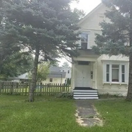 Rent this 2 bed house on 192 University Street in Crystal Lake, IL 60014