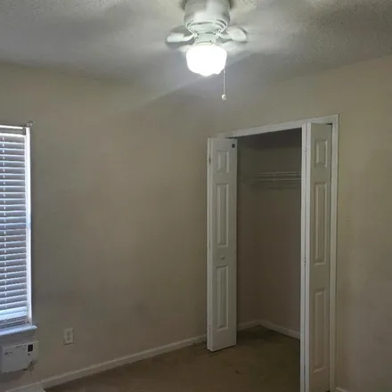 Image 1 - 696 Beechwood Street, Jacksonville, FL 32206, USA - Room for rent