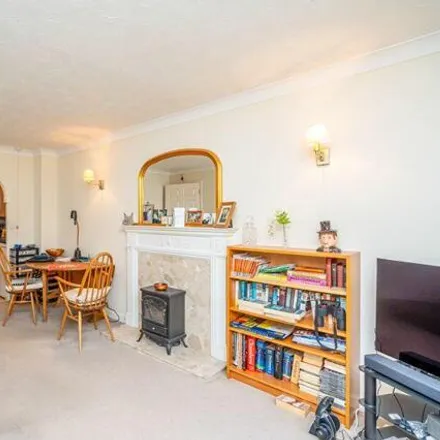 Image 4 - Beechwood Court, Wolverhampton, West Midlands, N/a - Apartment for sale