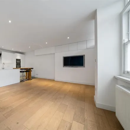 Image 2 - 52a Bathurst Mews, London, W2 2SB, United Kingdom - House for rent