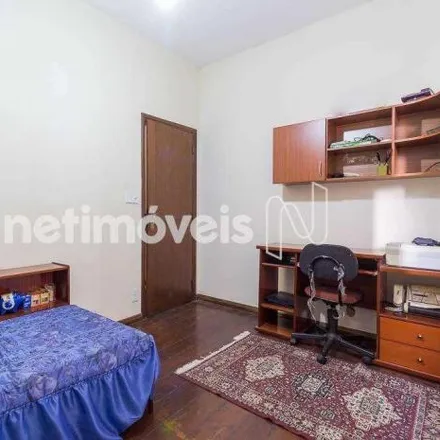 Buy this 4 bed house on Praça Doutor Paulo Pinheiro Chagas in Eldorado, Contagem - MG