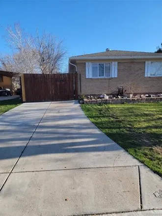 Image 2 - 3359 West Layton Avenue, Denver, CO 80110, USA - House for sale