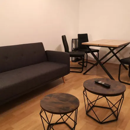 Rent this 5 bed apartment on Bürgermeister-Deichmann-Straße 31 in 28217 Bremen, Germany