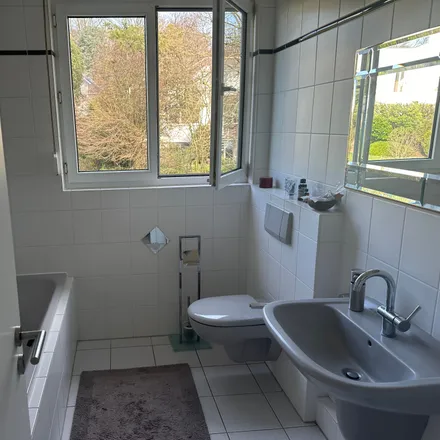 Image 5 - Ulmenweg 27, 61118 Bad Vilbel, Germany - Apartment for rent