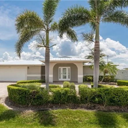 Image 6 - 2867 Southeast 18th Court, Cape Coral, FL 33904, USA - House for sale