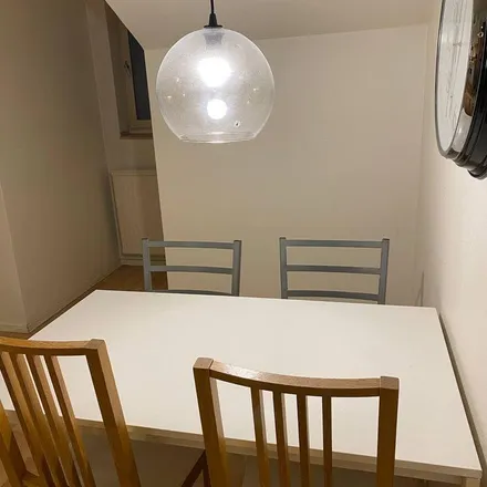 Rent this 2 bed apartment on Cafe Kuriosa in Hörngatan 6, 602 34 Norrköping