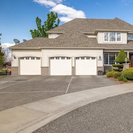 Buy this 6 bed house on 2606 Hawkstone Court in Richland, WA 99354