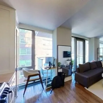 Image 3 - Theater House, 237 East 34th Street, New York, NY 10016, USA - Apartment for rent