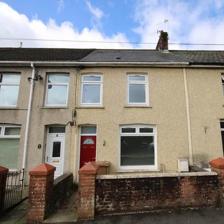 Rent this 2 bed house on Penmaen Road in Pontllanfraith, NP12 2XZ