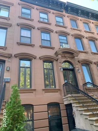 Image 2 - 16 East 129th Street, New York, NY 10035, USA - Townhouse for sale