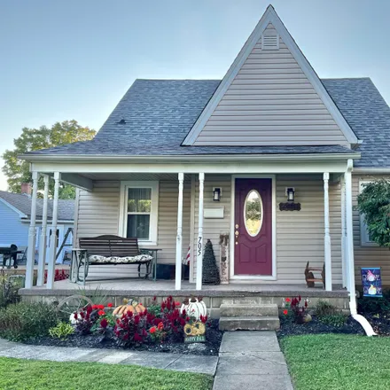 Buy this 3 bed house on 705 Medill Avenue in Lancaster, OH 43130