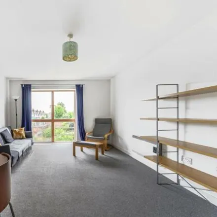 Image 6 - 193 Chatsworth Road, Willesden Green, London, NW2 4RE, United Kingdom - Apartment for sale