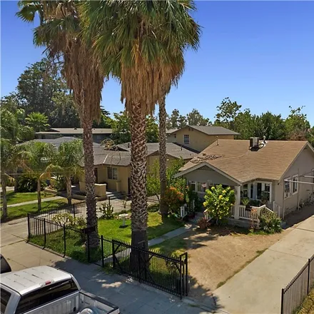 Image 7 - 571 West 25th Street, San Bernardino, CA 92405, USA - House for sale