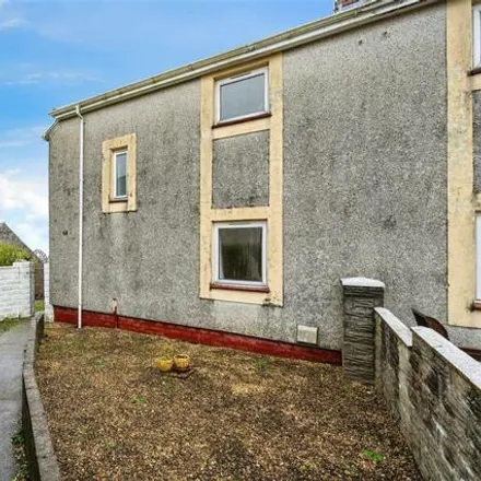 Rent this 3 bed house on Gwynedd Gardens in Swansea, SA1 6LQ