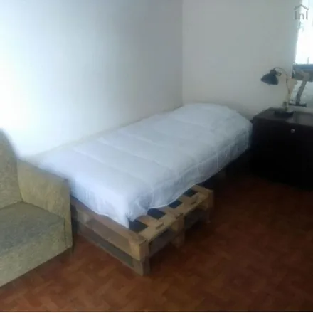 Rent this 22 bed room on Rua do Breiner