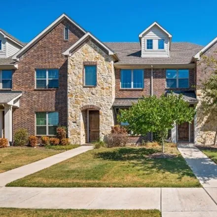 Buy this 2 bed townhouse on McKinney Ranch Parkway in McKinney, TX 75609