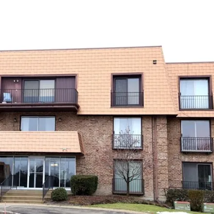 Buy this 2 bed condo on unnamed road in Northbrook, IL 60015