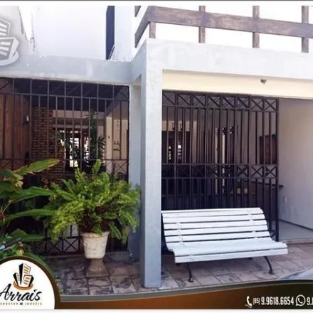 Buy this 4 bed house on Rua Oliveira Viana 532 in Vicente Pinzón, Fortaleza - CE