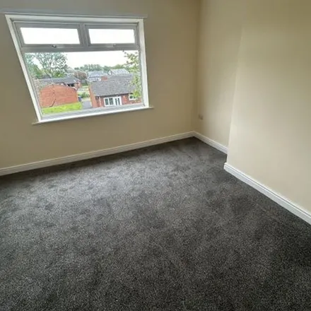 Image 6 - 9 Darley Court, Chester Moor, DH2 3LQ, United Kingdom - Townhouse for rent