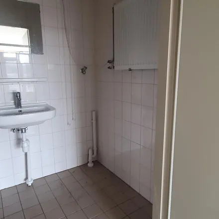 Rent this 2 bed apartment on Oranjeboomstraat 122 in 3071 BE Rotterdam, Netherlands
