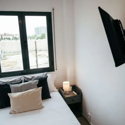 Rent this 5 bed apartment on Passatge de la Llacuna in 08001 Barcelona, Spain
