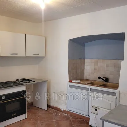 Rent this 4 bed apartment on 44 Impasse de la Fontaine Ravel in 13390 Auriol, France