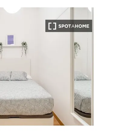 Rent this 6 bed room on Rambla de Catalunya in 102 B, 08001 Barcelona