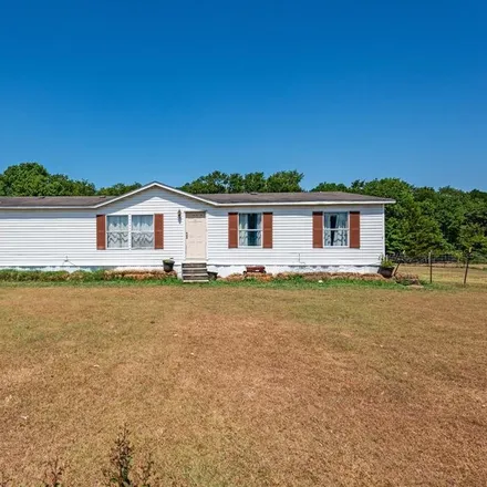 Buy this 4 bed house on 498 North 21st Street in Corsicana, TX 75110