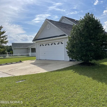Image 2 - 311 Foxhall Road, Newport, Carteret County, NC 28570, USA - House for sale