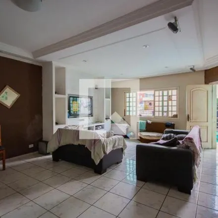 Rent this 4 bed house on Rua Abraão Delega in Jardim Bom Pastor, Santo André - SP