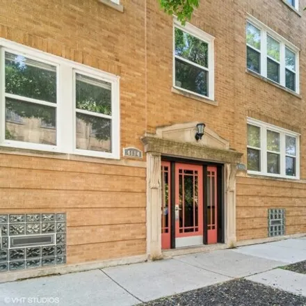 Rent this 2 bed condo on 4114-4124 North Spaulding Avenue in Chicago, IL 60659