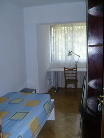 Rent this 4 bed room on Avenida Barranquilla in 7, 28033 Madrid