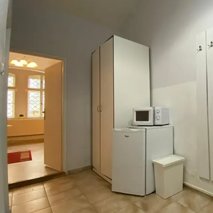 Image 4 - ZŠ Cimburkova, Cimburkova, 130 05 Prague, Czechia - Apartment for rent