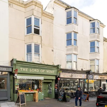 Rent this 3 bed townhouse on The Lord of Wine in 33 Western Road, Brighton