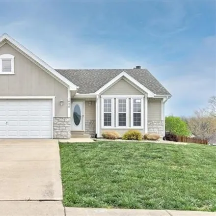 Buy this 3 bed house on 1098 Goldfinch Court in Liberty, MO 64068