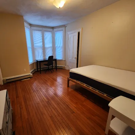 Rent this 1 bed condo on 66 Brook St.