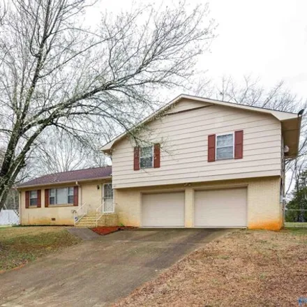 Buy this 3 bed house on 1105 Oster Drive Northwest in Hillview Acres, Huntsville