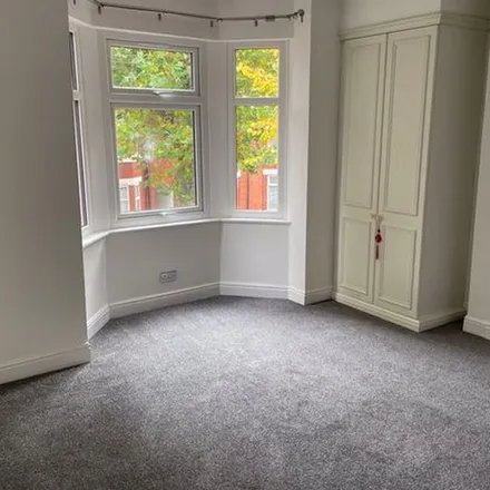 Rent this 3 bed townhouse on Marlborough Road in Nuneaton, CV11 5PA