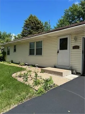 Buy this 3 bed house on 15500 Dresden Trail in Apple Valley, MN 55124