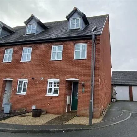 Buy this 3 bed townhouse on Donnington Drive in Woodville, DE11 8BF