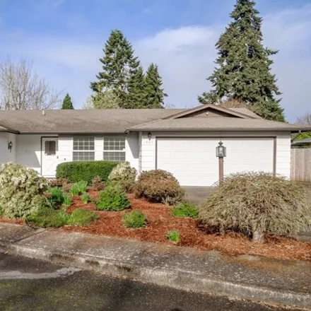 Buy this 3 bed house on 1401 North Fifth Court in Stayton, OR 97383