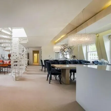 Image 3 - Onslow Gardens, Londres, London, Sw7 - Apartment for rent