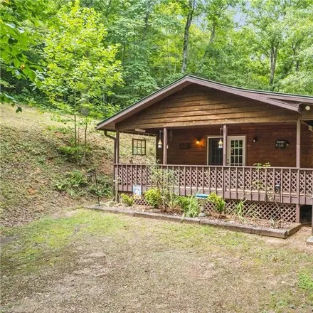 Image 4 - 34 Lindy Heights, Franklin Grove, Swain County, NC 28713, USA - House for sale