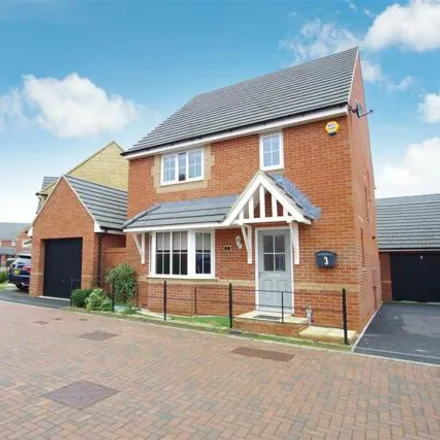 Buy this 4 bed house on Batsford Crescent in Broad Blunsdon, SN25 4EH