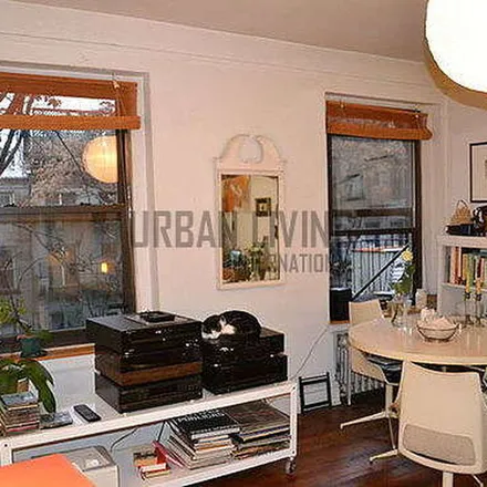 Image 6 - 361 East 10th Street, New York, NY 10009, USA - Apartment for rent